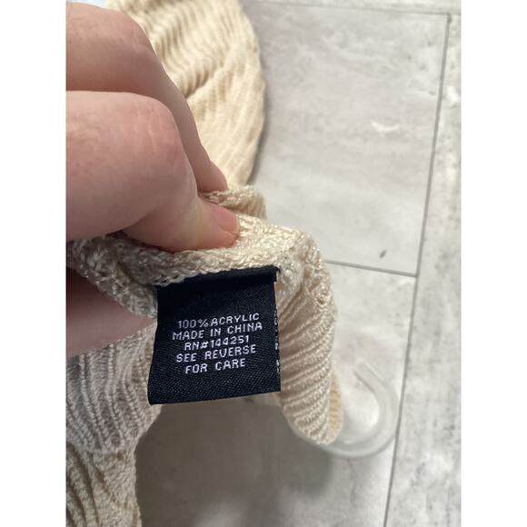 Moon & Madison Women's Lightweight Beige Fall/Summer Sweater Size XS - Picture 6 of 6